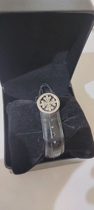 Люксовые часы "Patek Philippe"