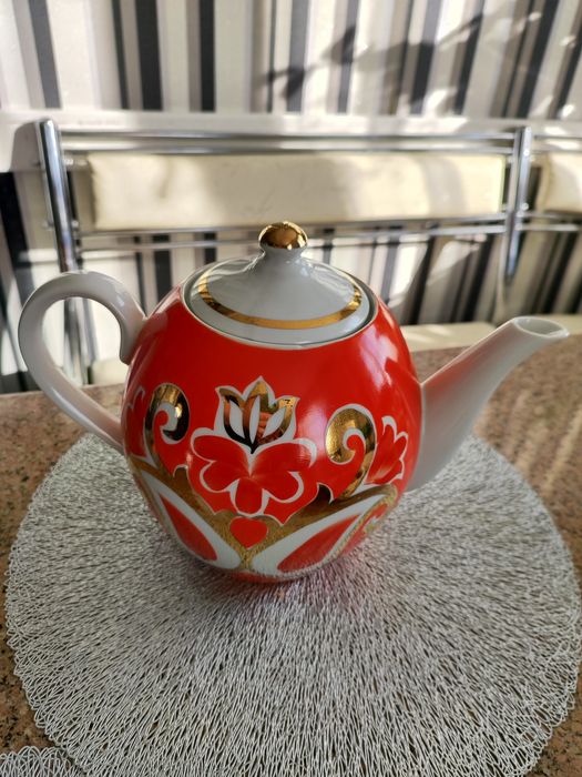 Продам чайник керамический СССР