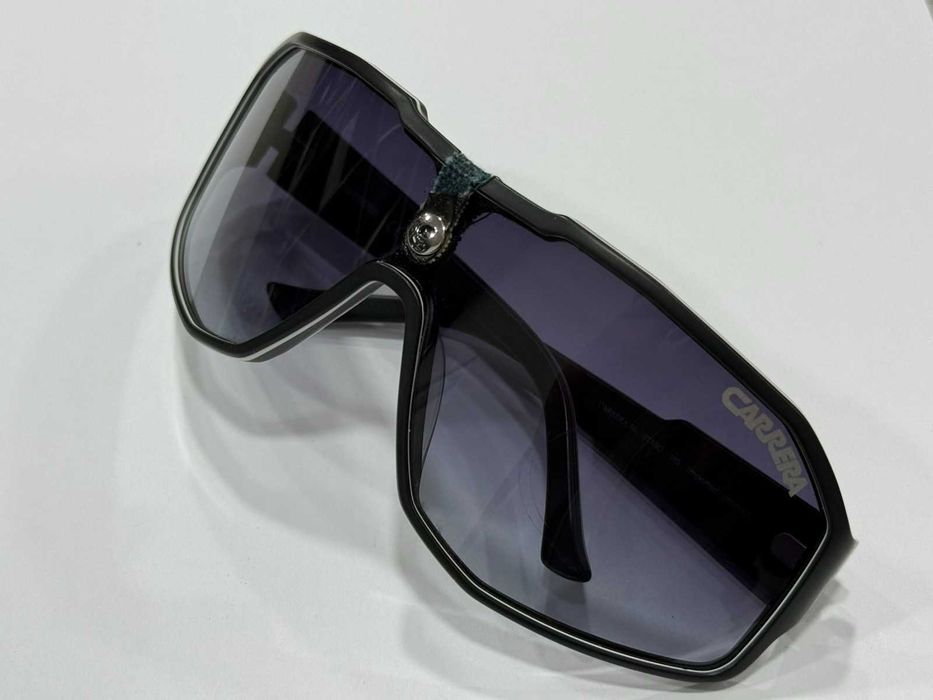 Слънчеви очила CARRERA 36 9TA90 115 – Черно с бяло