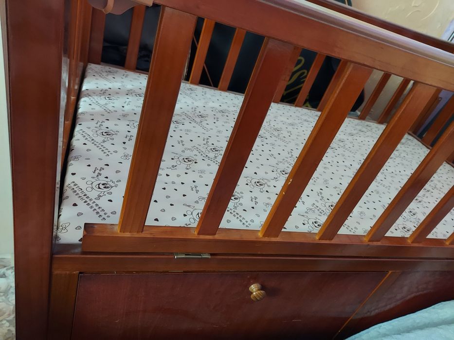 Продам манеж детский