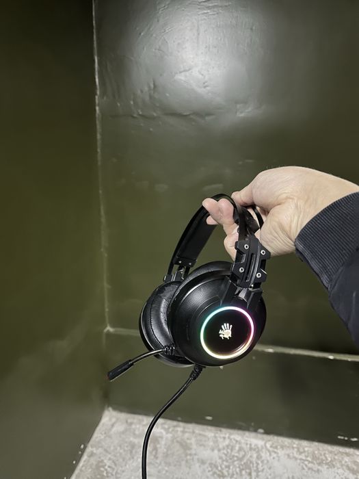 Наушник блуди(bloody)