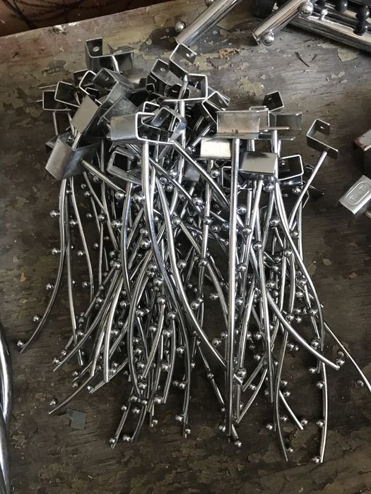 Продам гусаки металические