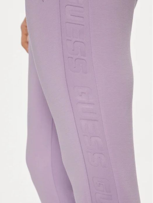 Ново дамско долнище Guess размер S лилав цвят висока талия