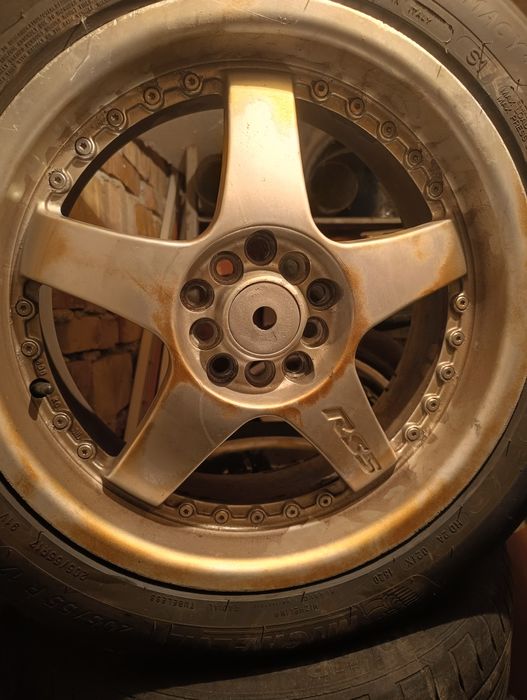 Продавам джанти за mercedes с гуми в перфектно състояние