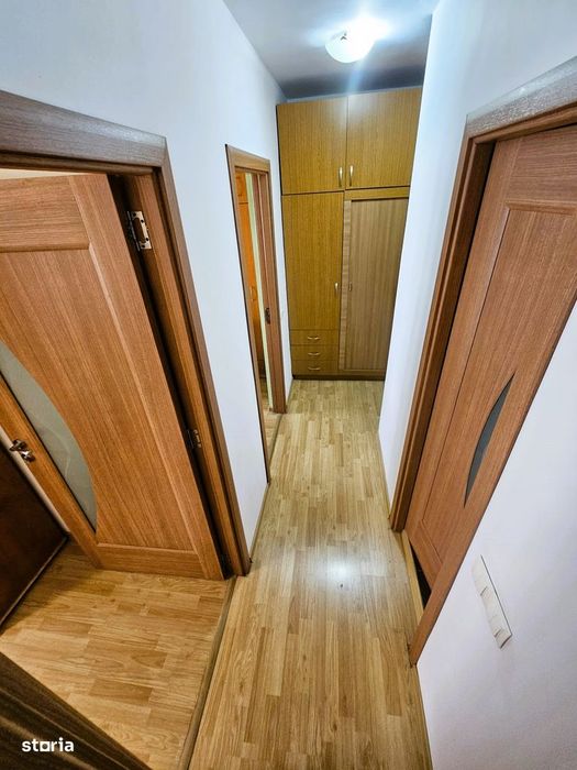 Apart. 4 Camere de Vânzare – Cart. E3, Etaj 3/4, Mobilat și Utilat