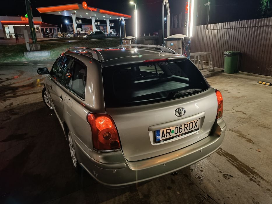 Toyota avensis 2l diesel