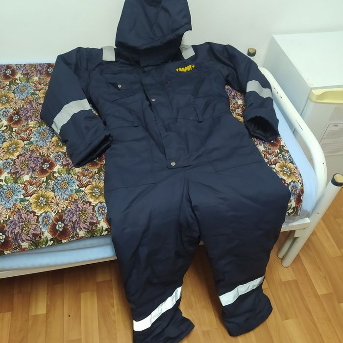 Продам спец одежду