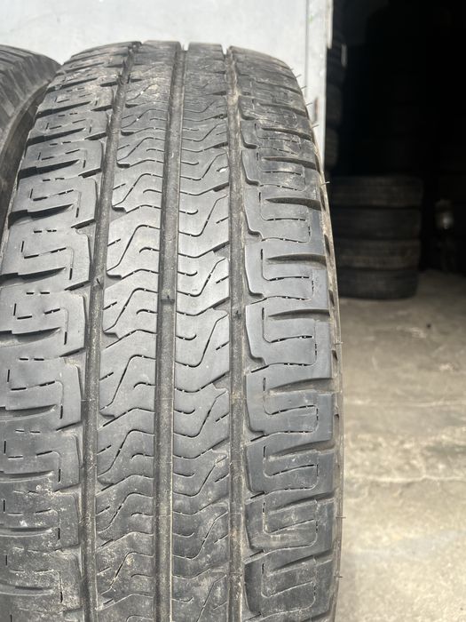 4 бр. гуми за бус 225/75/16CP Michelin 2x7,5 mm 2x5 mm DOT 1417