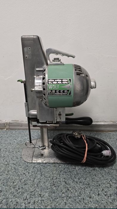 Cutit de croi Wolf Pacer masina taita material