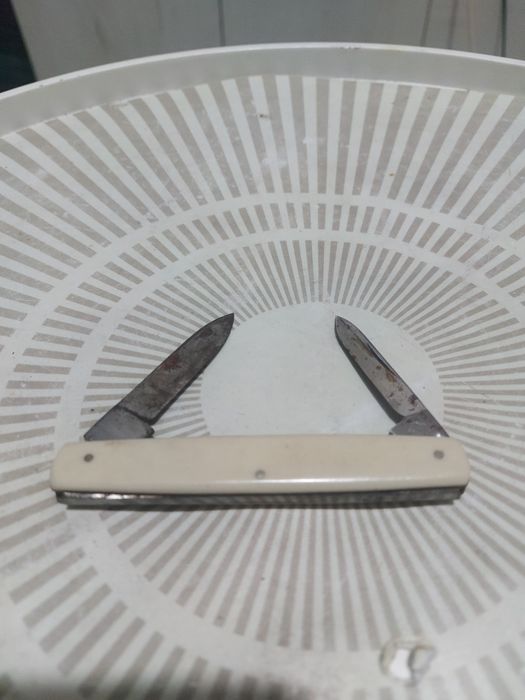 Cuțit pliabil antic