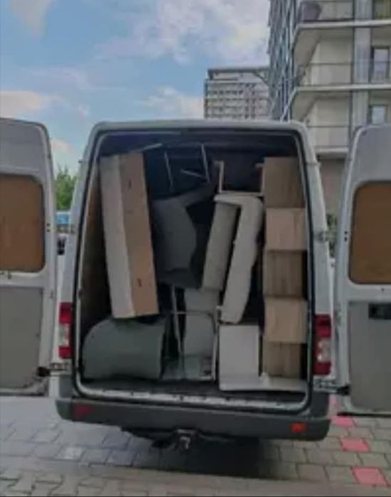 Prestez servicii de apartamente, case și transport marfa.