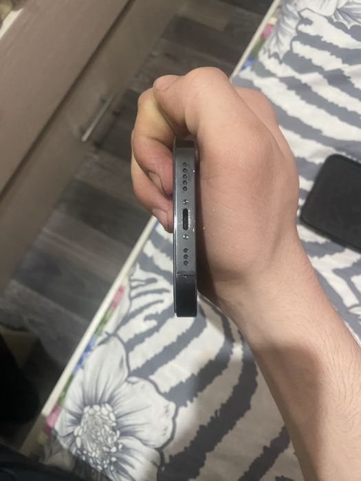 Айфон 14 про в хорошем состоянии