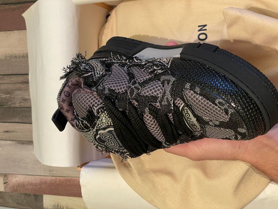 Louis Vuitton Skate Swarovski