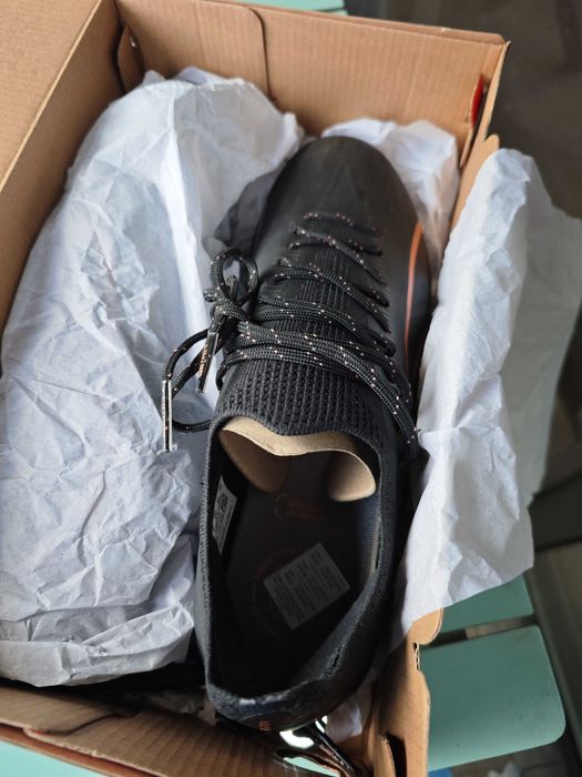 Футболни обувки Puma Ultra Ultimate MxSG. Номер 43/28см