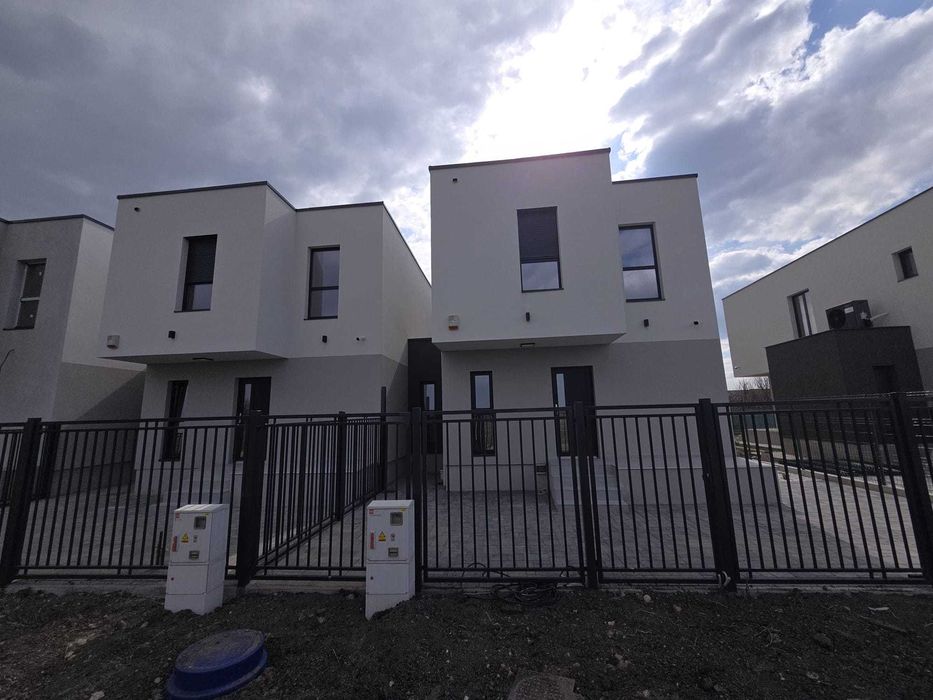 Duplex P+1E Covaci langa Timisoara separat prin camera tehnica