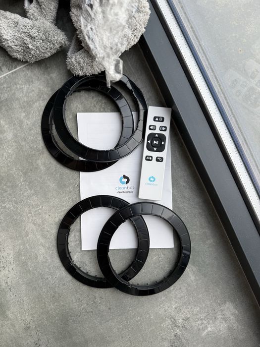 Робот мойщик окон Cleanbot