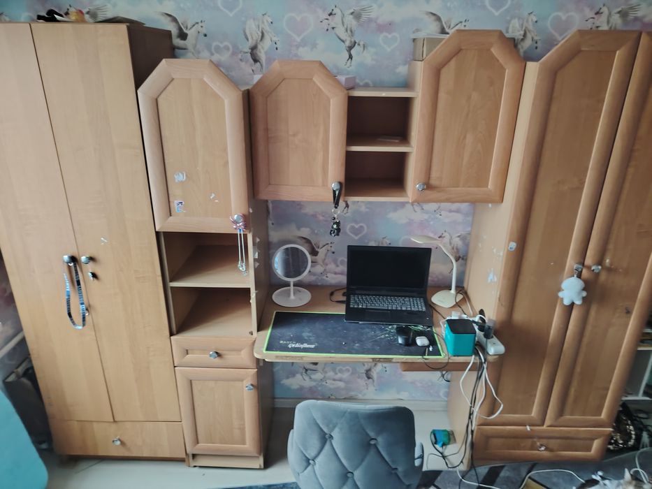Продам мебель в детскую