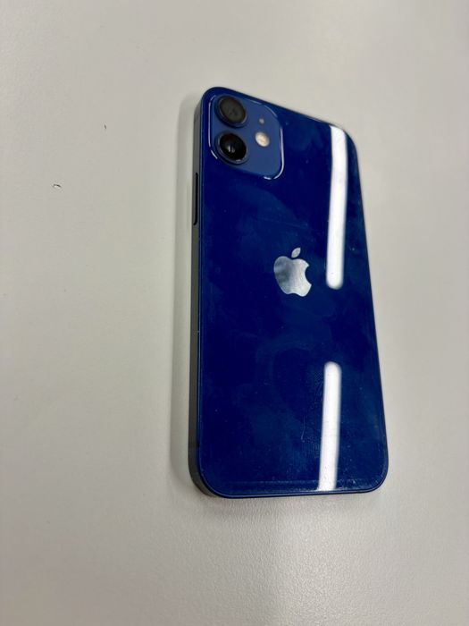 iPhone 12 mini. Синий.