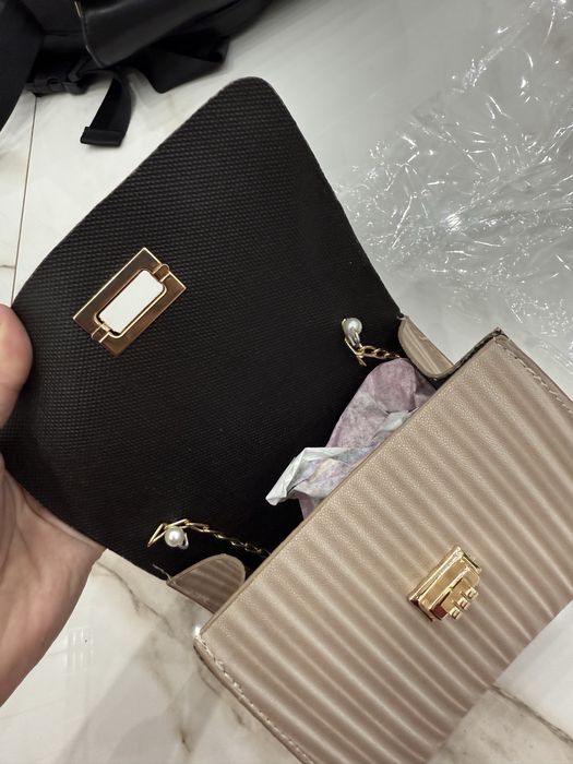 Нова дамска чанта