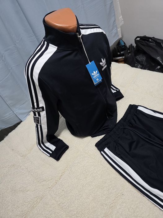 Trening Adidas Clasic