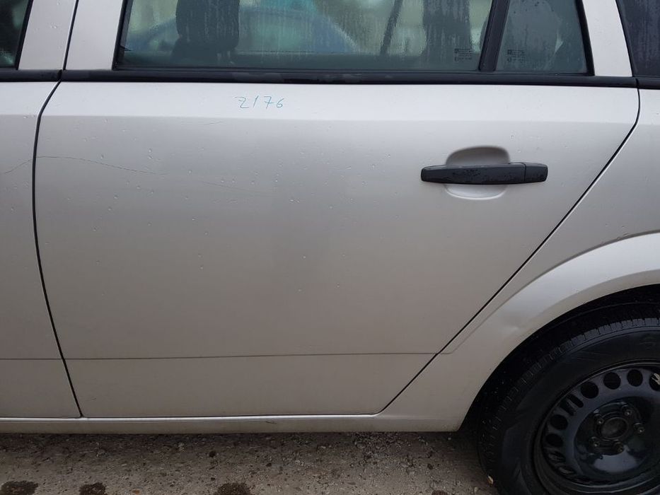 Usa / Portiera Stanga Spate Opel Astra H break 2004 - 2010 Cod Culoare Z176