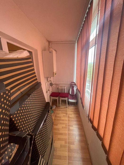 Apartament 3 cam decomandat, ultra spatios, mobilat, 2 balcoane, spațiu depozitare aditional, bloc din 1987
