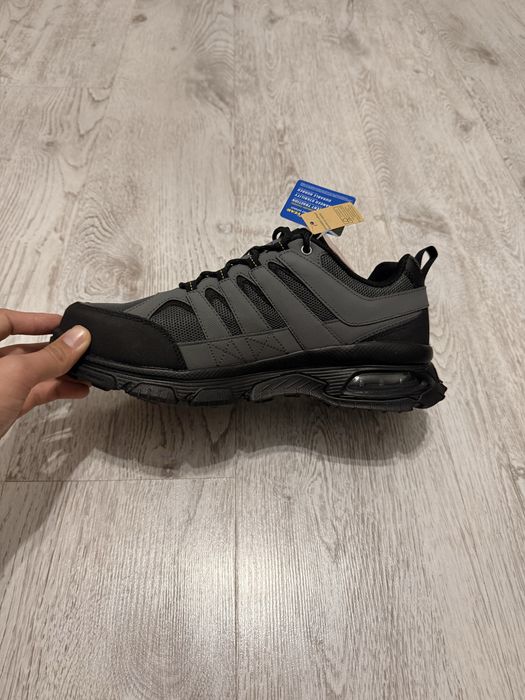 Новые кроссовки для стройки Skechers