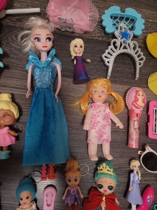 Игрушки для девочки куклы