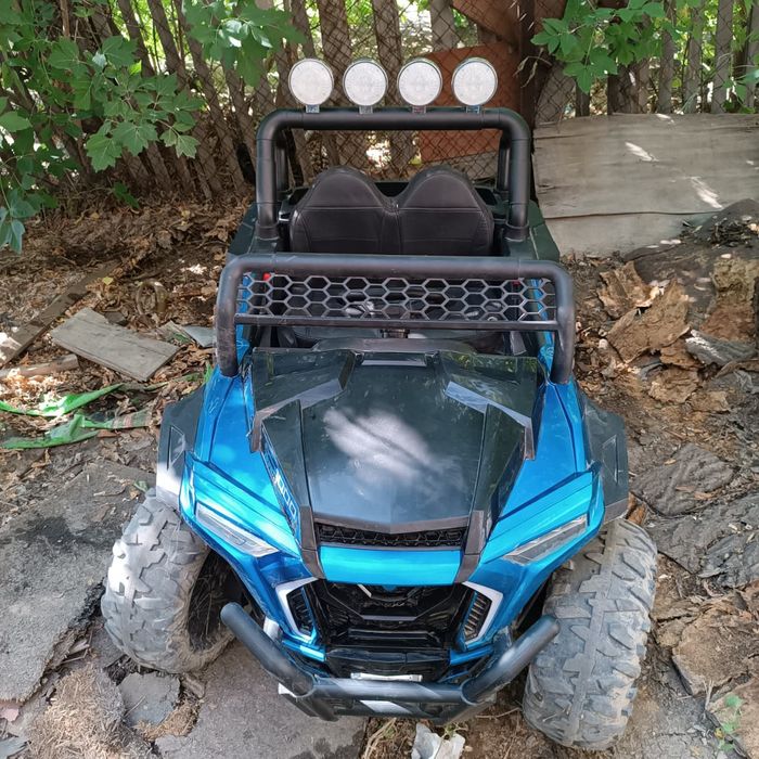 Продам детскую машинку