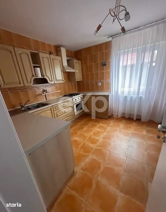 Casa individuala moderna de inchiriat – zona Craiovei, Pitesti