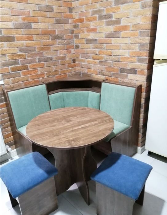 Соберем любой кухонный уголок по размеру заказчика.