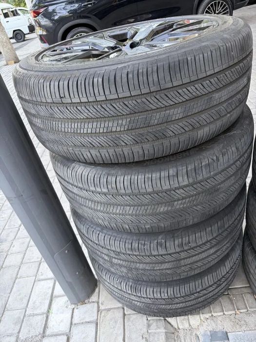 продам 4 почти новых покришки ханкук