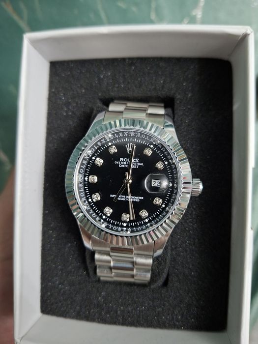 Часы новый не исползован