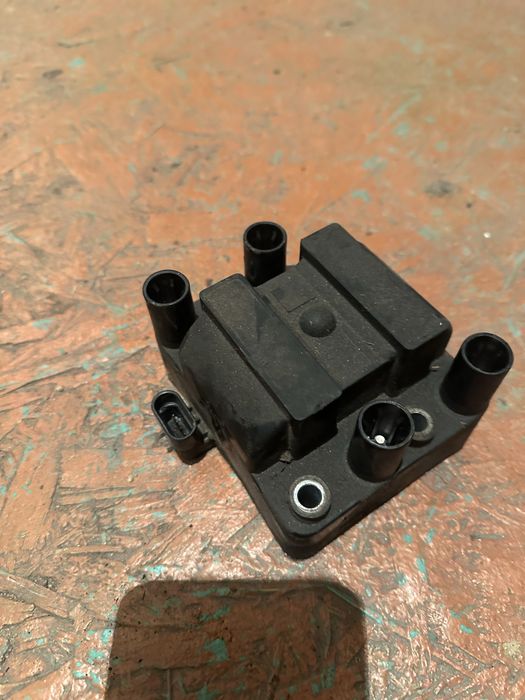 Катушка зажигания от ваз 2112 с проводами