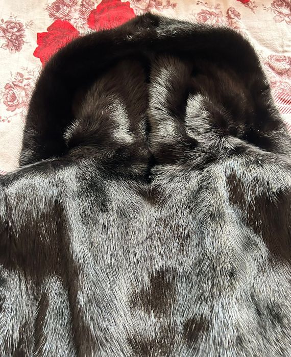 Продам норковую шубу