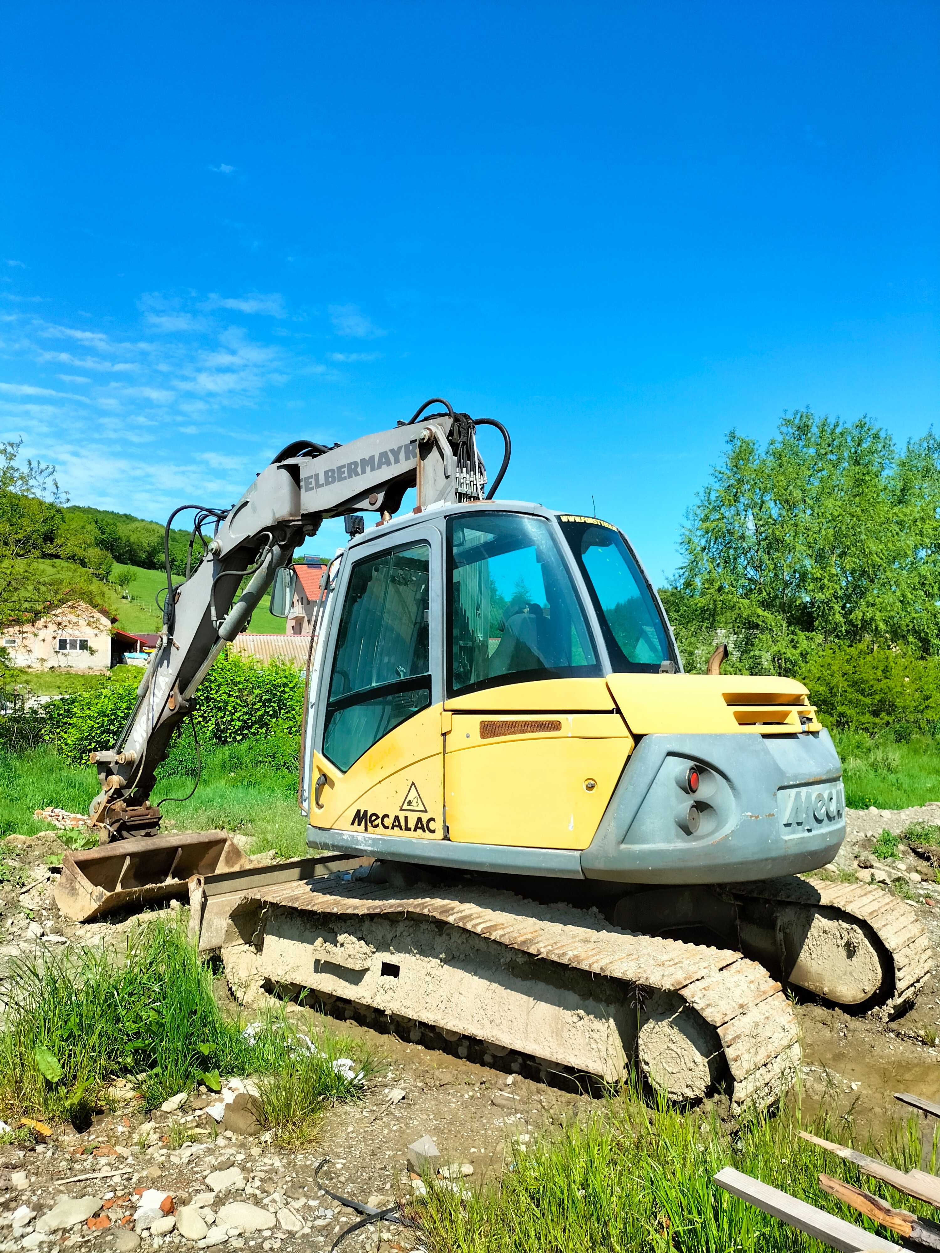 Excavator Mecalac Intorsura Buzaului • OLX.ro