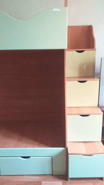 Продам детскую кровать!