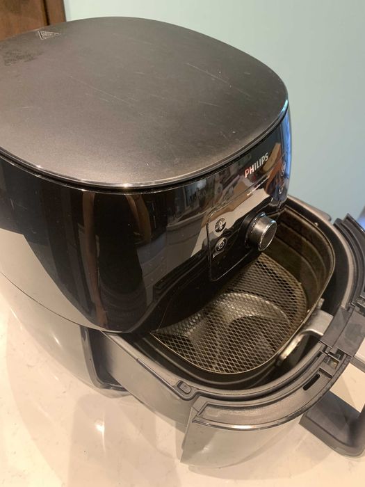 Philips Airfryer Twin TurboStar – отлично работещ, запазен