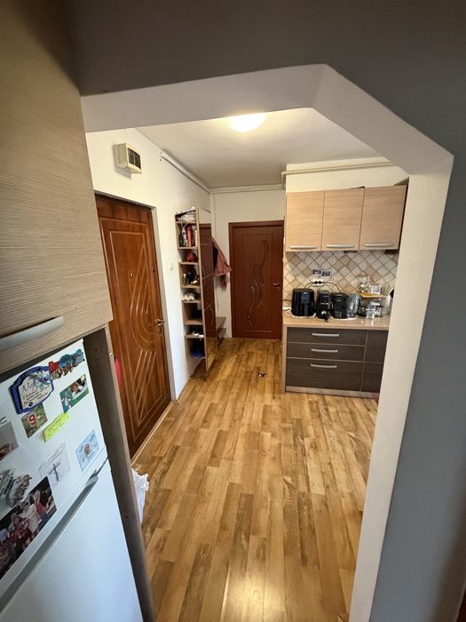 Inchiriez apartament 2 camere  Str. Pandurilor  Tudor