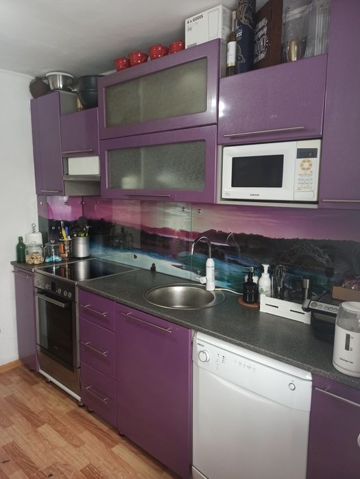 Продаю кухонный гарнитур.