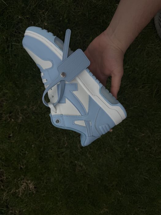 Adidasi Off White Out Of Office / Premium / 2026