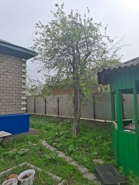 Продается  4 комнатный дом.