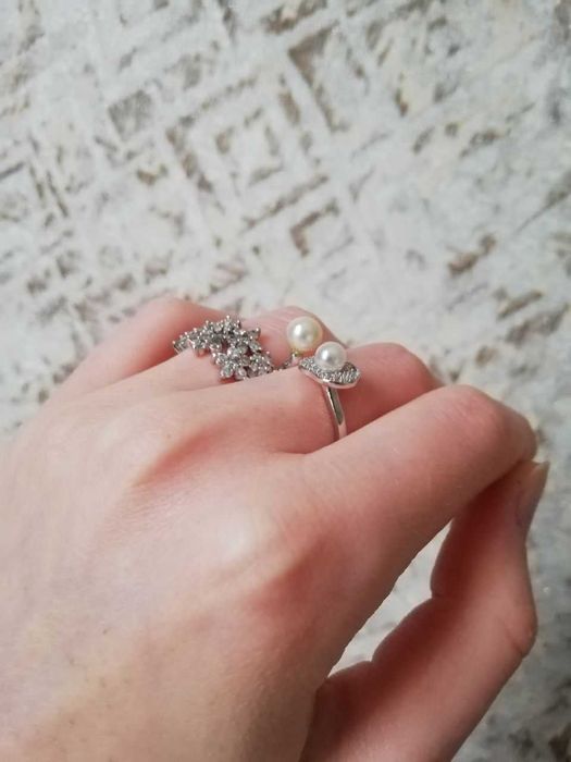 Кольца бижутерия новые