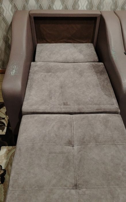 СРОЧНО продам кресло и диванчик