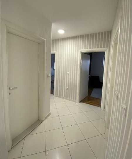 Дава се под наем Тристаен апартамент в София, Красна поляна 2 - 100 кв.м за 650 € - Снимка #7