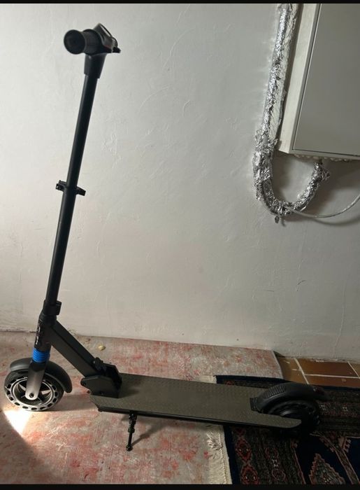 Trotinetă electrică  afișaj LED pliabila