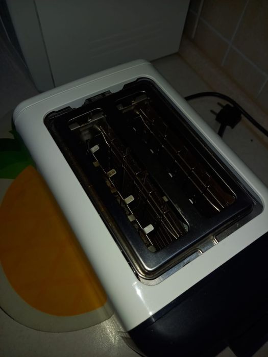 Продам тостер в отличном состоянии