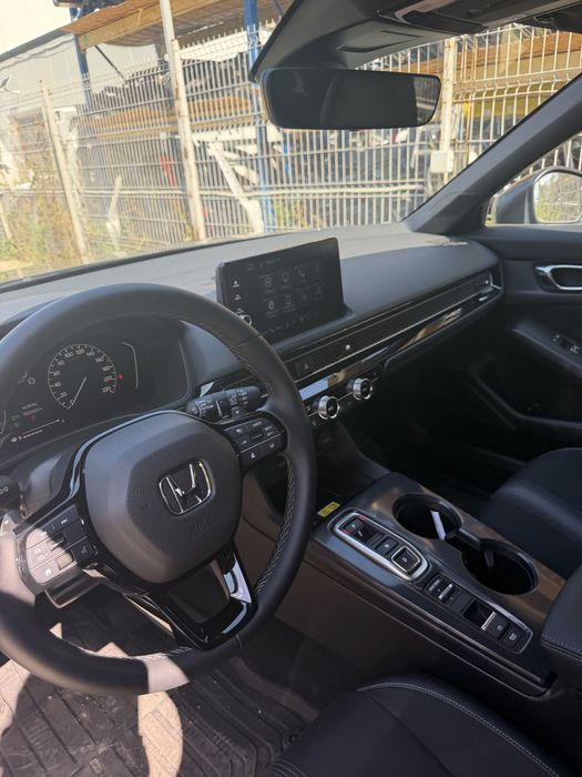 Honda Civic 2025 2.0 HIBRID 2600 KM usor avariat / avariate / lovit / lovite