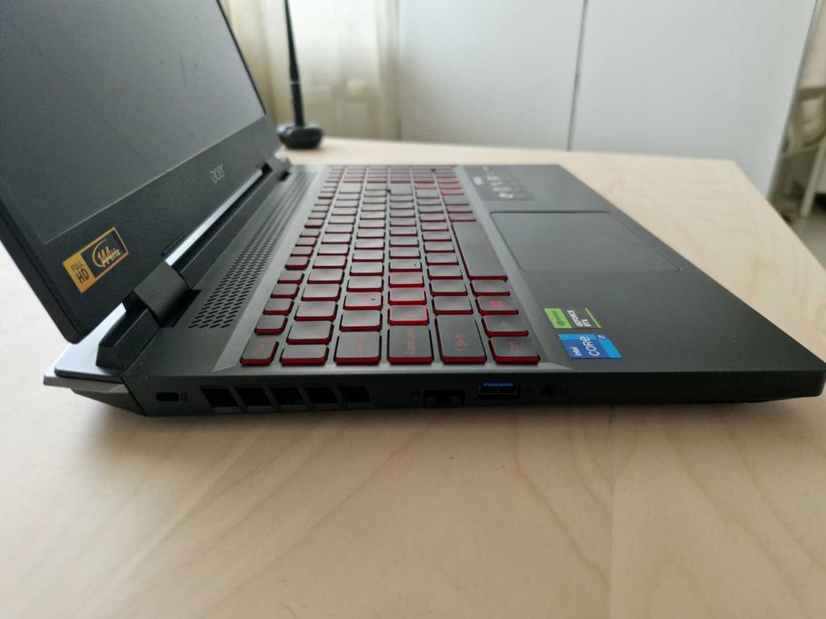Acer Nitro 5 i7-12700H RTX 3050 16GB RAM 1TB SSD 144Hz Гейминг лаптоп