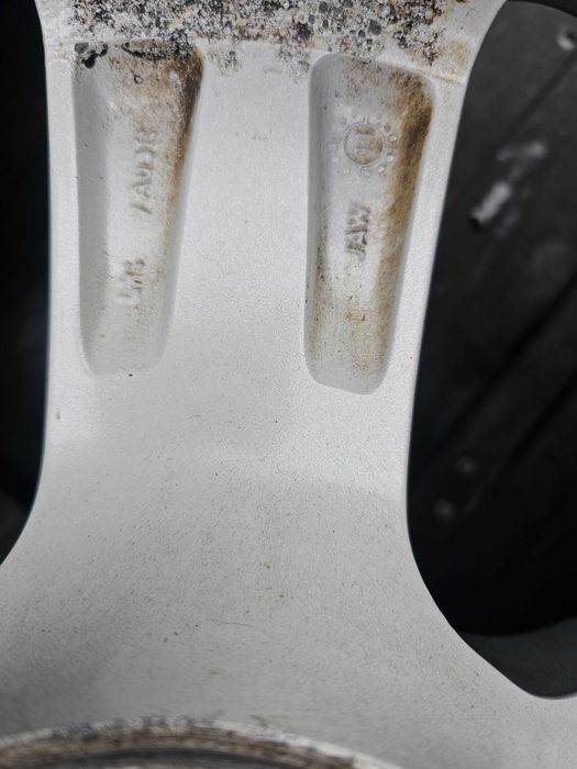 Jante bmw +Anvelope 235 55 17